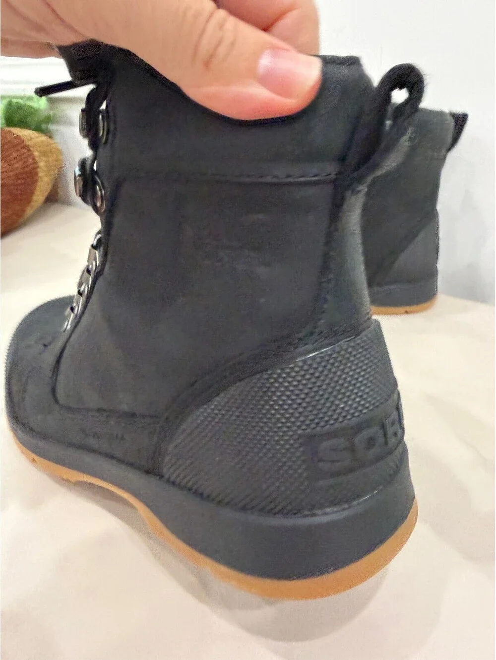 Sorel Ankeny II Men's Waterproof Black Leather Hiking Boots Size 7.5